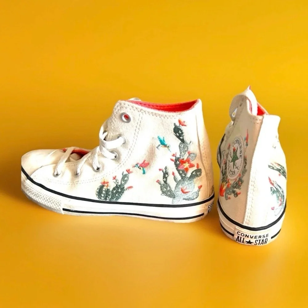 Converse White High-Tops with succulent Design youth size 1